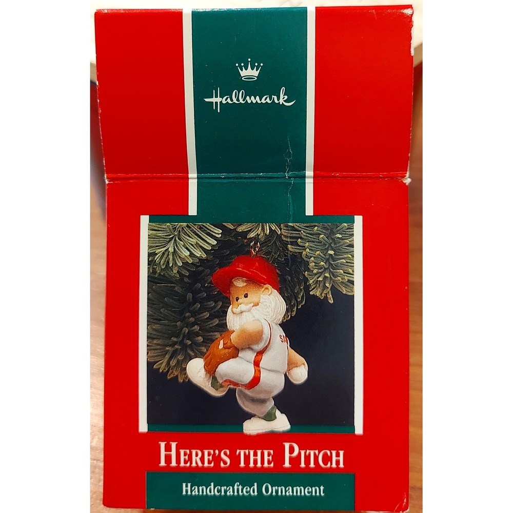 Vintage 1989 Hallmark Keepsake Ornament Heres the Pitch Baseball Santa QX545-5